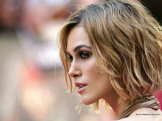 What haircolor and hairstyle do guys find sexy??