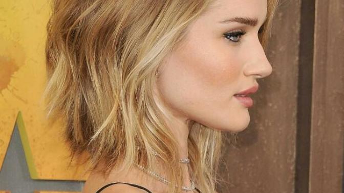 What haircolor and hairstyle do guys find sexy?