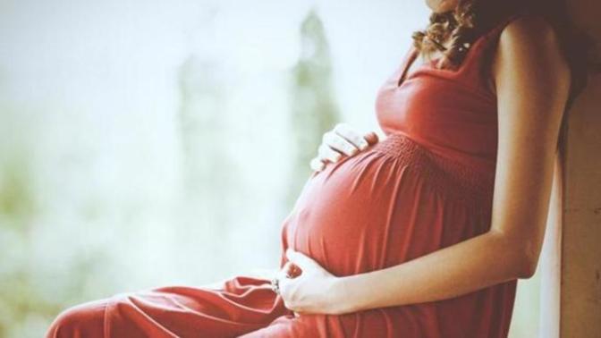 Would you date a pregnant woman or a single mom?