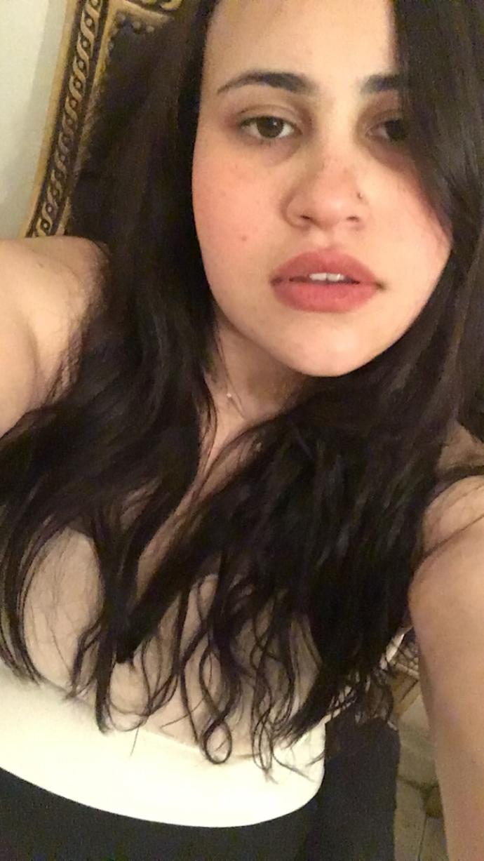 POLL QUESTION: Am I hot or pretty?