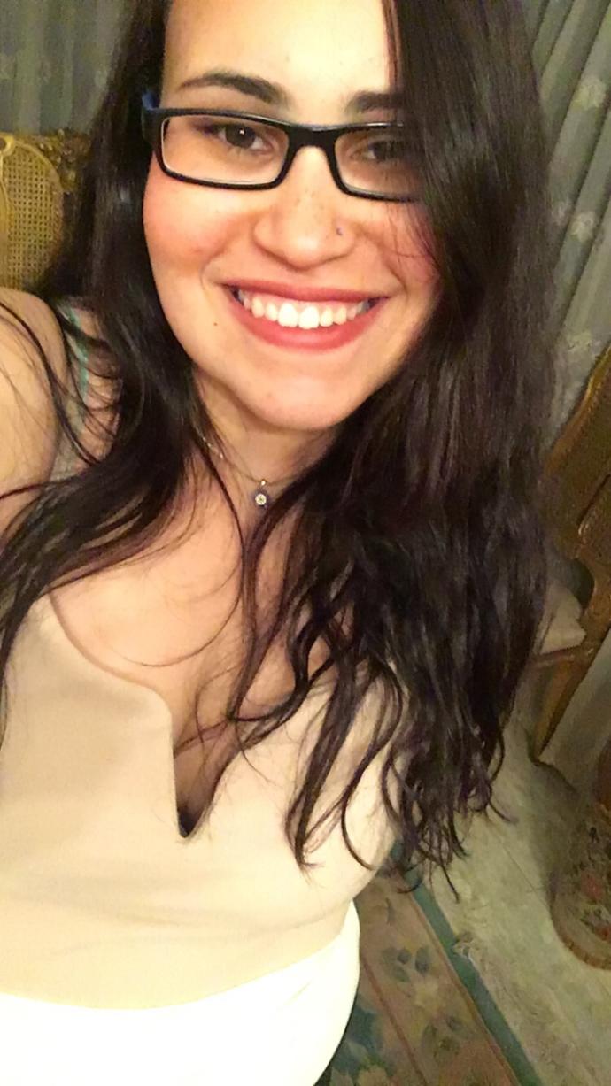 POLL QUESTION: Am I hot or pretty?