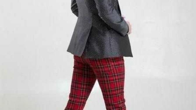 Guys can wear skirts and heels too... right?