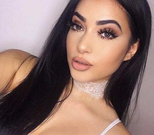 guys: which out of the two makeup looks do you prefer?