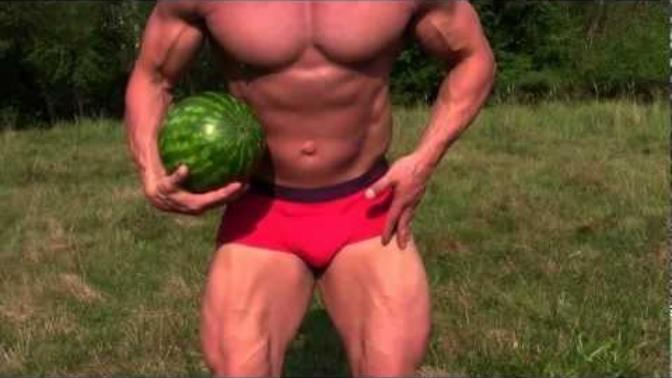 Do you think you can crush a watermelon with your own thighs alone?
