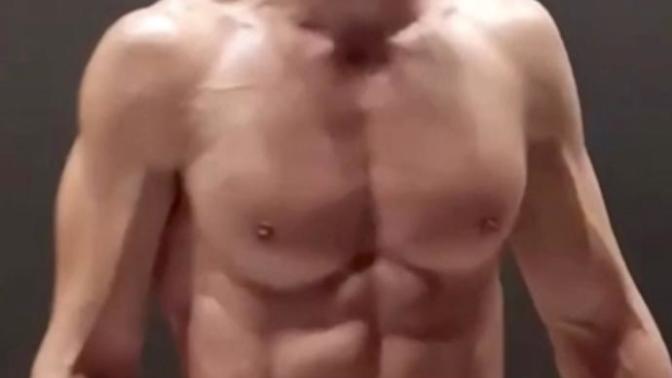 What does it mean when he sends me this photo?