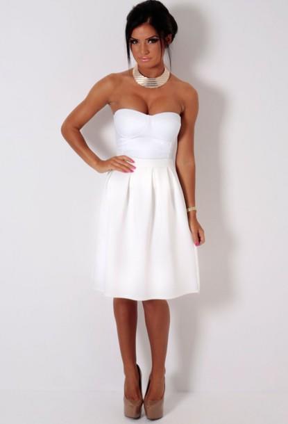 Girls, would you wear a skirt for your man?