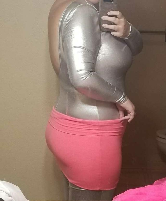 Which skirt is cutest for alien costume??