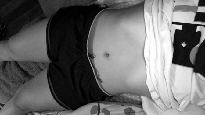 How much do you think I weigh? (Second time I post this cause my dumb ass forgot to to upload the pic the first time)?