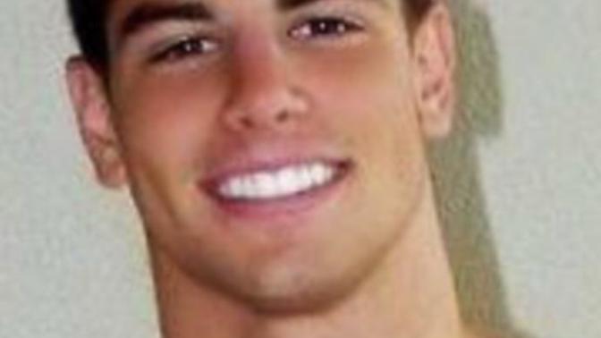 How attractive is white teeth?