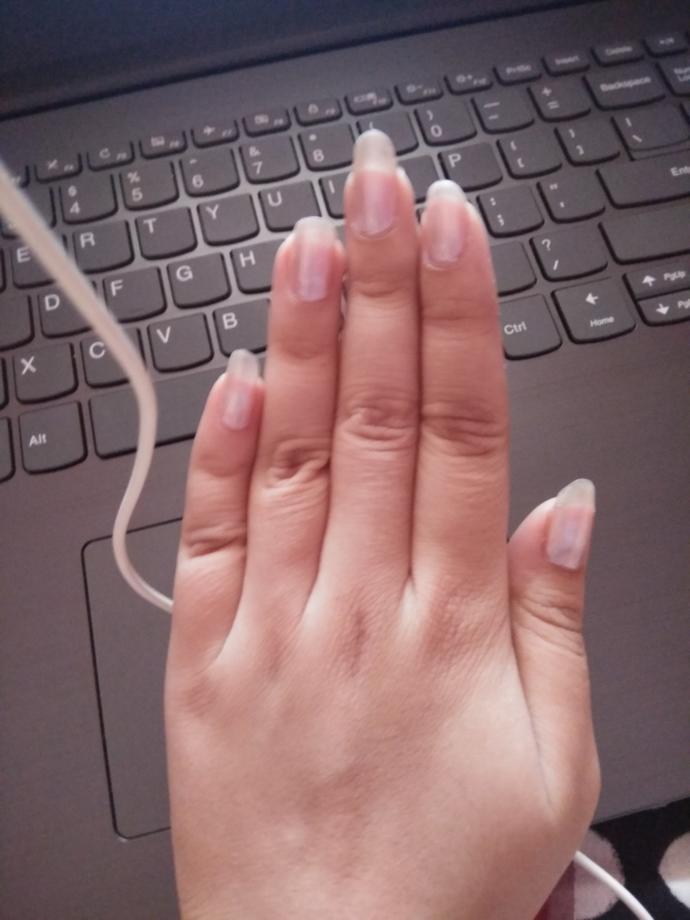 What do you think of my nail polish?