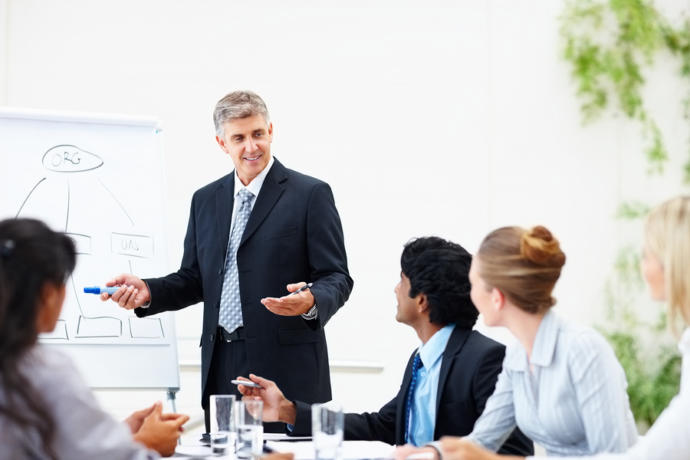 Who do prefer to work with more? Male bosses or female?