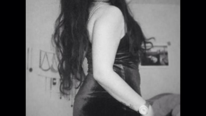 Guys, Do I look hot in this outfit?