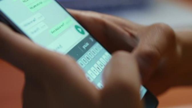 Do girls like "goodnight" texts?