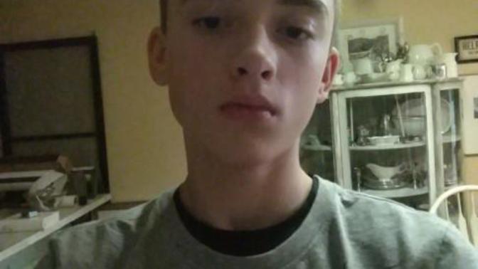 Am I ugly?/rate?