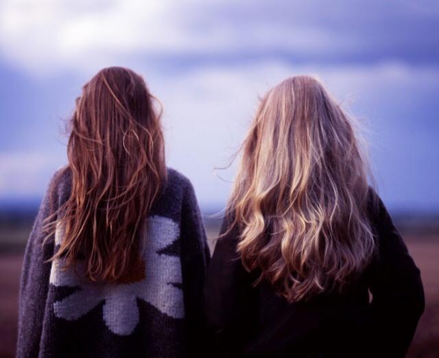 Guys, do you prefer a girl with brown eyes and blonde or brown hair?