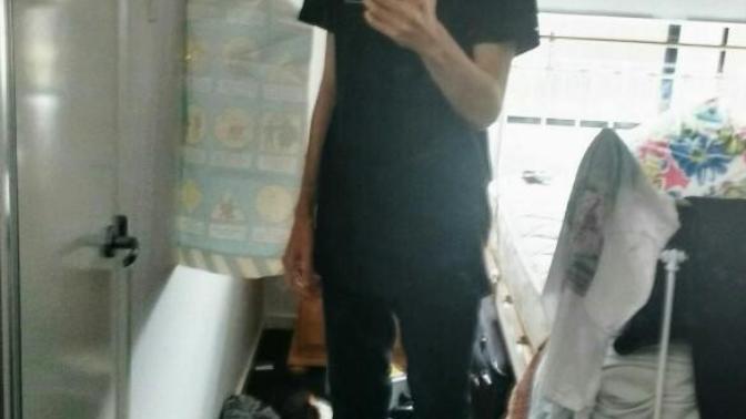 Do girls find skinny guys unattractive?