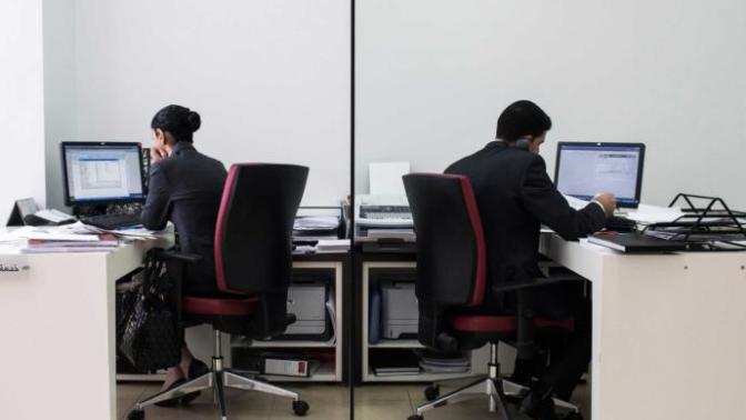 Could you maintain a professional attitude at work if you were in charge of a group of people at work, that included your most recent Ex?