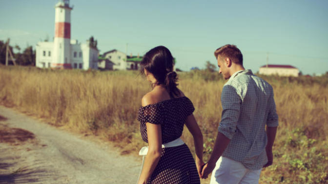 Do you feel comfortable around / seeing couples when you're single for a long time?