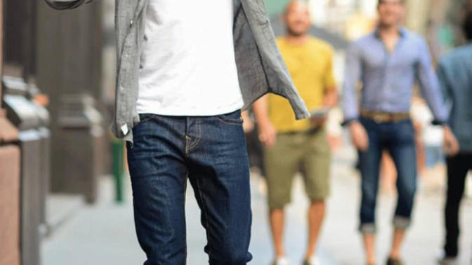 What clothes do girls like on guys?