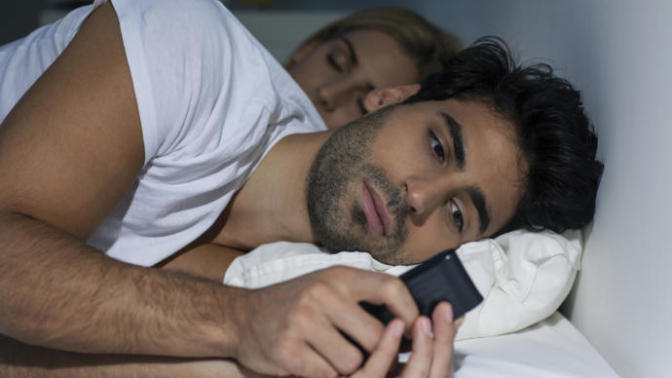 Are people who've been cheated on more or less likely to cheat in future relationships?