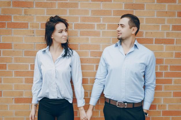 Which couple looks better together?