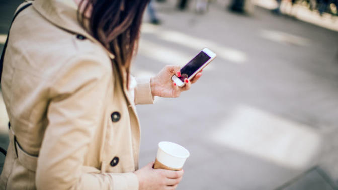 Is it normal to NOT talk to the person you're dating every day?
