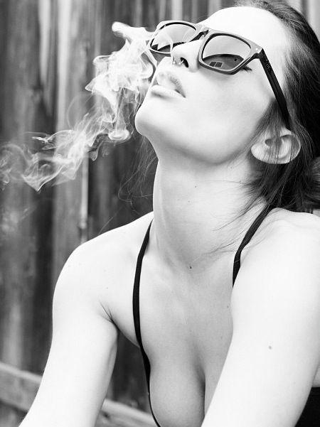 Guys, Would smoking cigarettes be a deal breaker for you when it comes to a relationship?