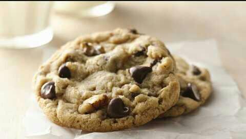 Which is better: cookie dough or baked cookies??