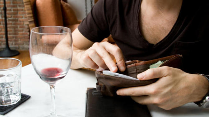 What should be an ideal cost for a date (supper)?