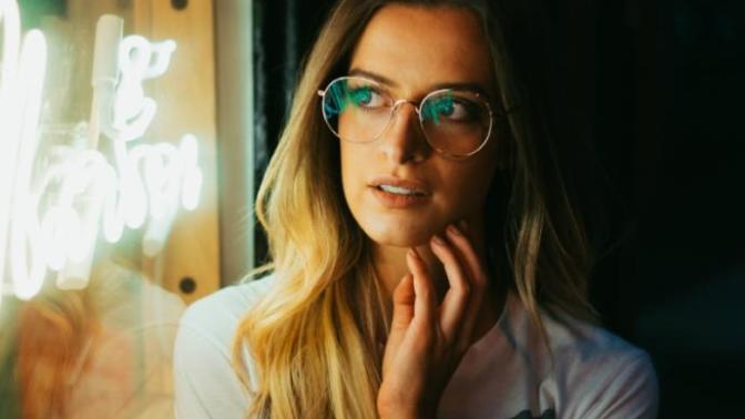 My Ex boyfriend gave me money even though I am dating another guy. I am really mixed up, what should I do?