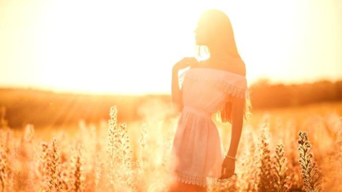 Why some people are light-hearted and carefree friends but intense lovers?