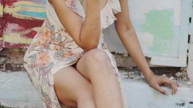 Guys which dress is looking more sexy? Or which pose?
