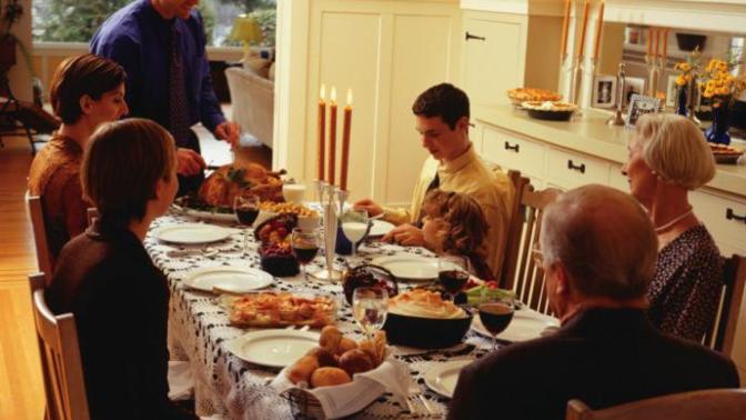 Is it too soon to spend Thanksgiving dinner with my boyfriend and his family?