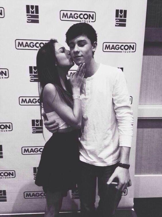 Guys, what are your opinions on a girl kissing a guy's cheek <3 ?