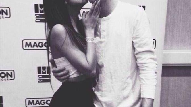 Guys, what are your opinions on a girl kissing a guy's cheek <3 ?