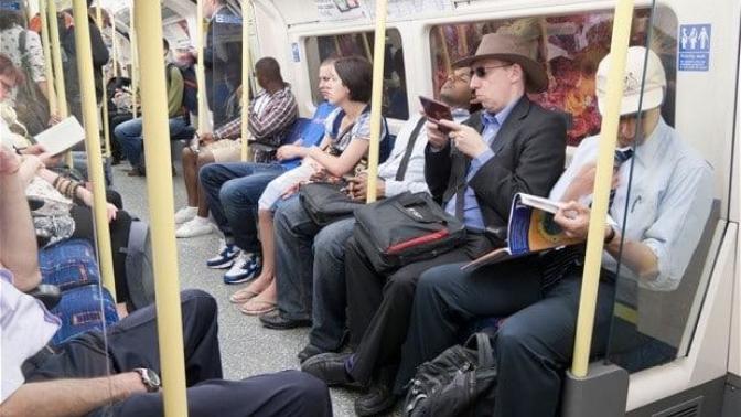 Guys, what would you do if you were accused of manspreading?