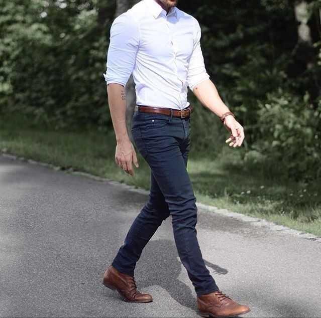 Which outfit do you think looks best??