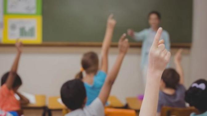 Should this New Jersey teacher have her teaching license taken away?