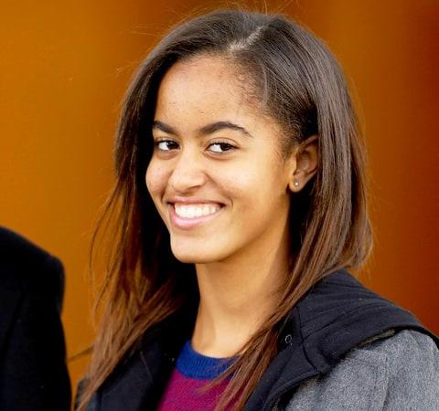 Guys, Which Obama Daughter is Prettier?