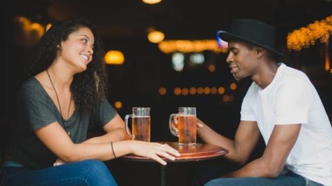To everyone who is currently in a relationship, how many of you have met online?