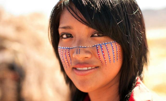 Do you find Indigenous women of Latin America, Mayan women in particular, underratingly attractive, or?
