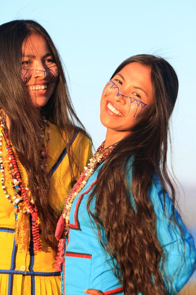 Do you find Indigenous women of Latin America, Mayan women in particular, underratingly attractive, or?