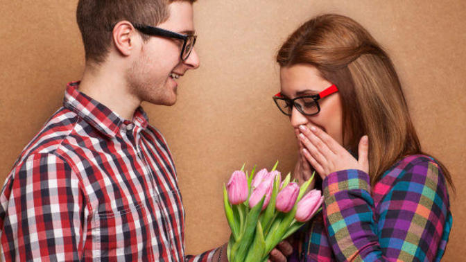 What do you think of guys buying flowers for girls on a first date?