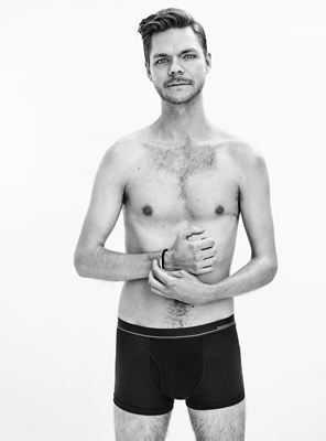 Girls, post the ideal male body?