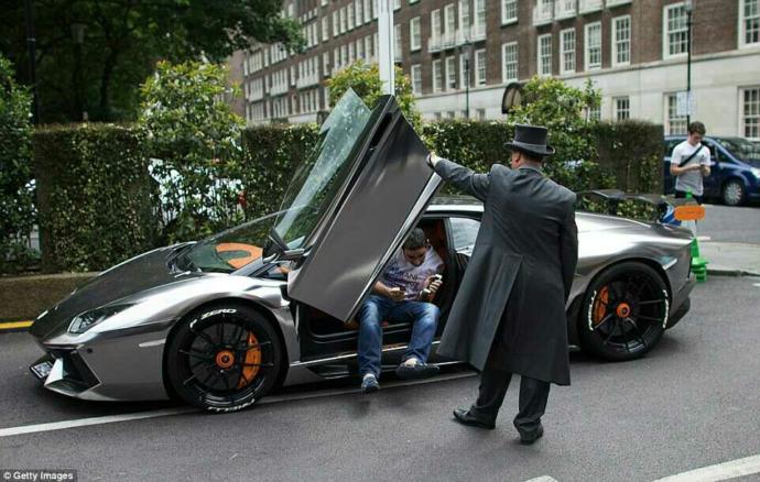Will you marry a rich,millionaire man and live a lavish lifestyle??