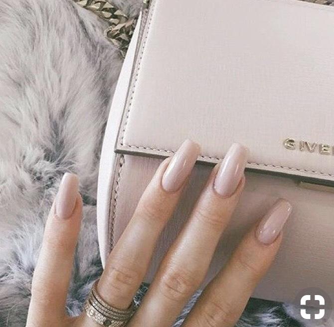 Guy: what nail type/color do you prefer on a girl?