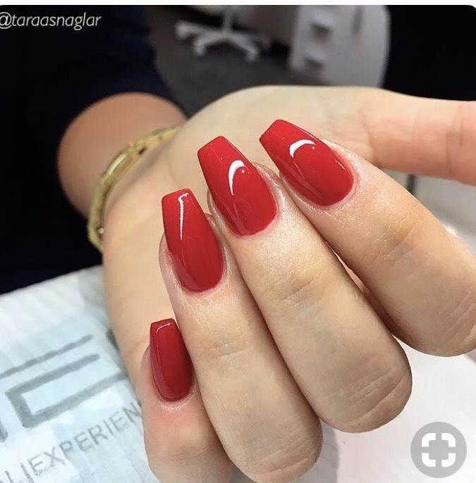 Guy: what nail type/color do you prefer on a girl?