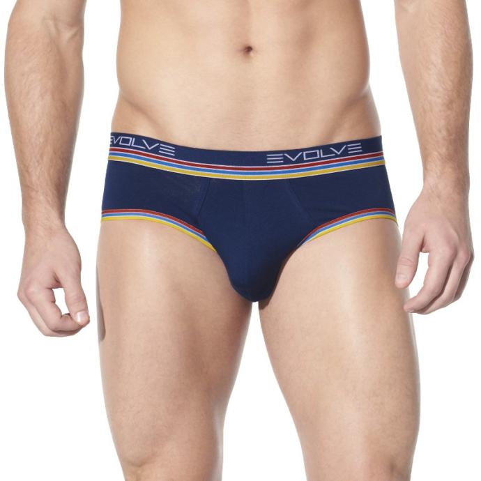 What do you think of guys who still wear tighty whities (i. e. briefs)?