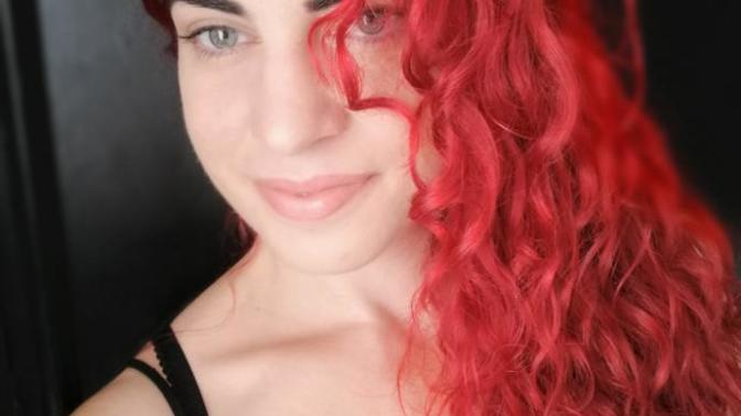What do you think of dyed red hair on a woman?