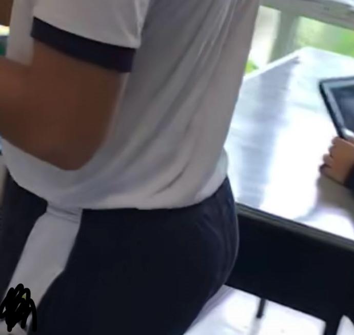 Girls, Do you like boys with big ass and big legs?